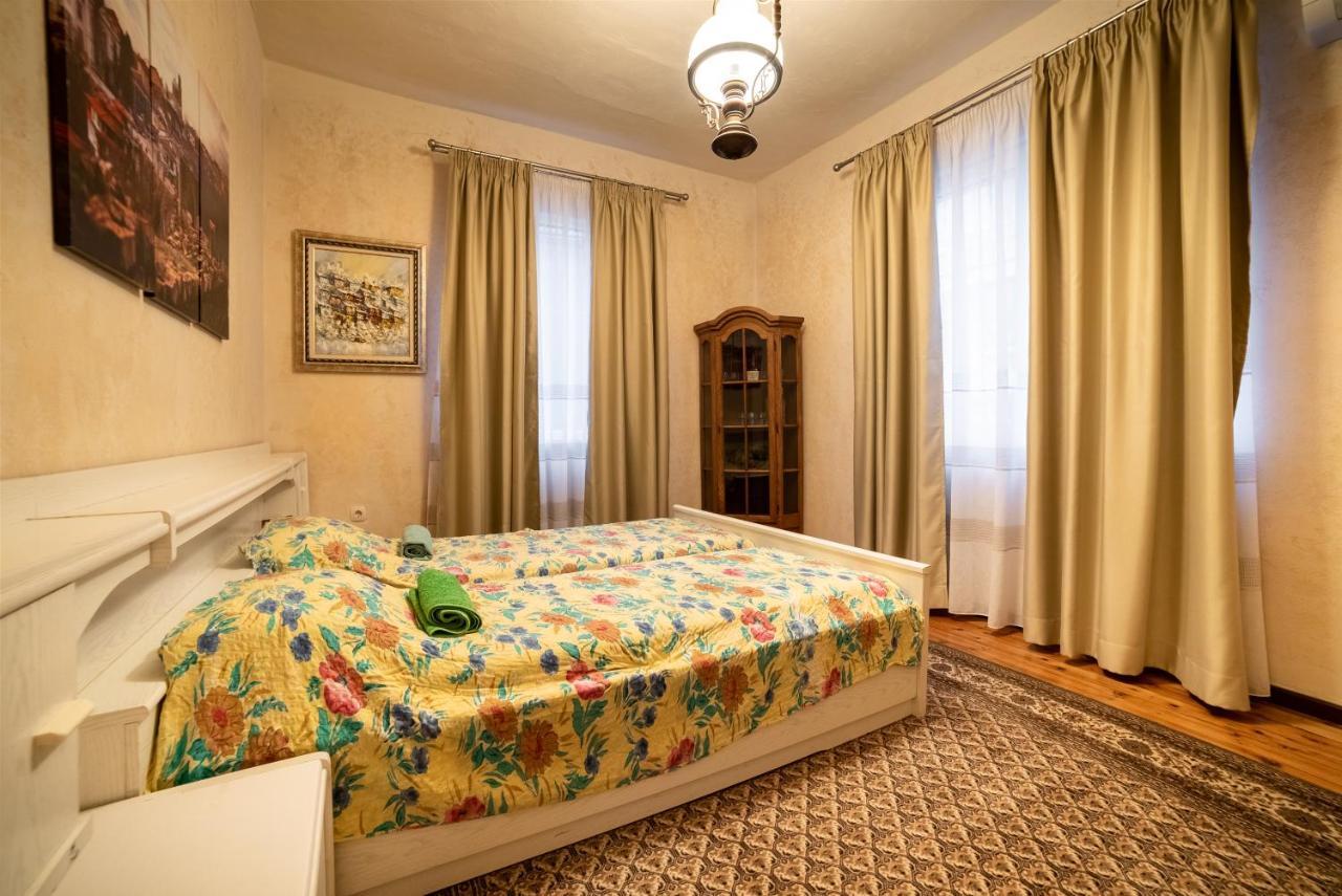 Zlatanov Residence Veliko Tŭrnovo Eksteriør bilde